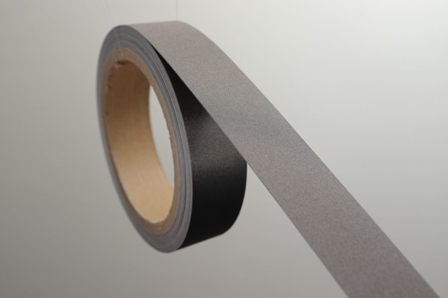 導電性布テープ DK020FR（日本ジッパーチュービング株式会社）