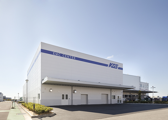 （左）愛知県 北川工業株式会社－EMCセンター
