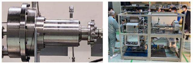 図1 スクロール式膨張機(写真左)を組み込んだ「独立型ORC発電システム(5kW級)」の実証実験機